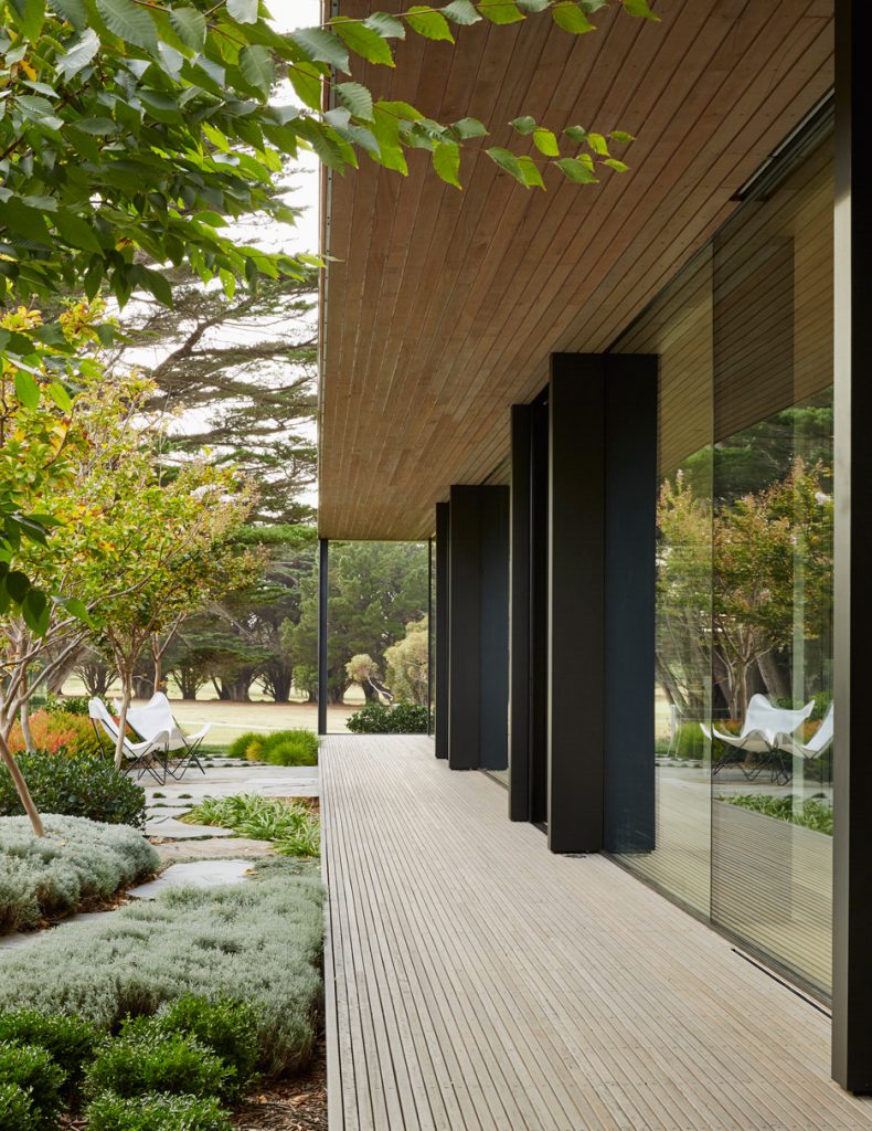 links-courtyard-house-inarc-architects-melbourne-australia_dezeen_936_17