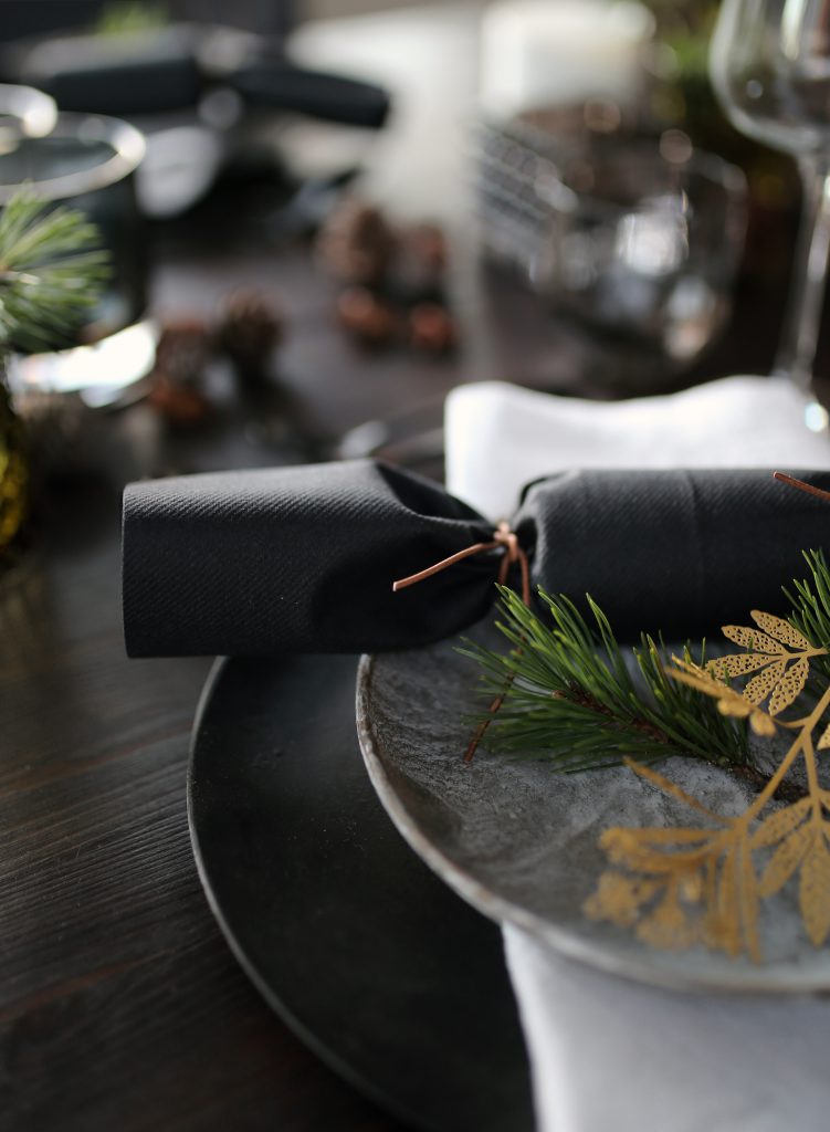 IMG_2018 Christmas table setting